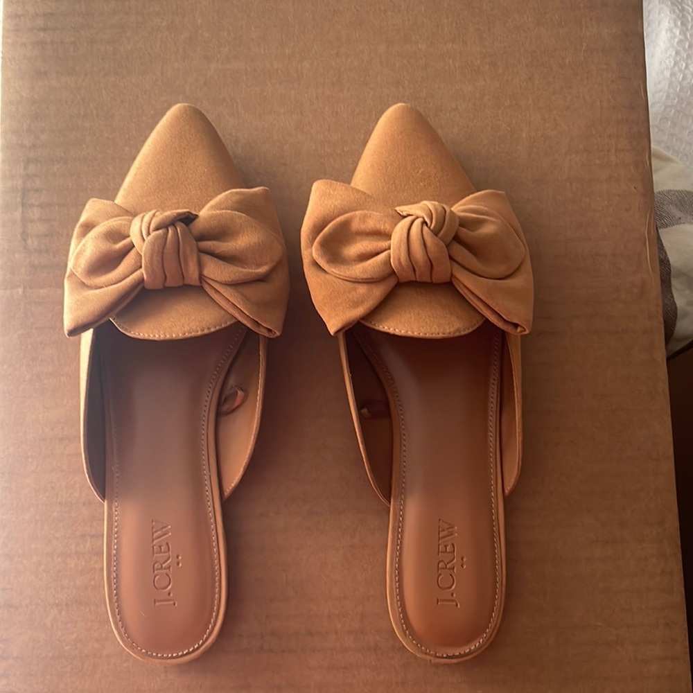 Sueded Bow Mules